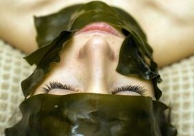 Algae on the face